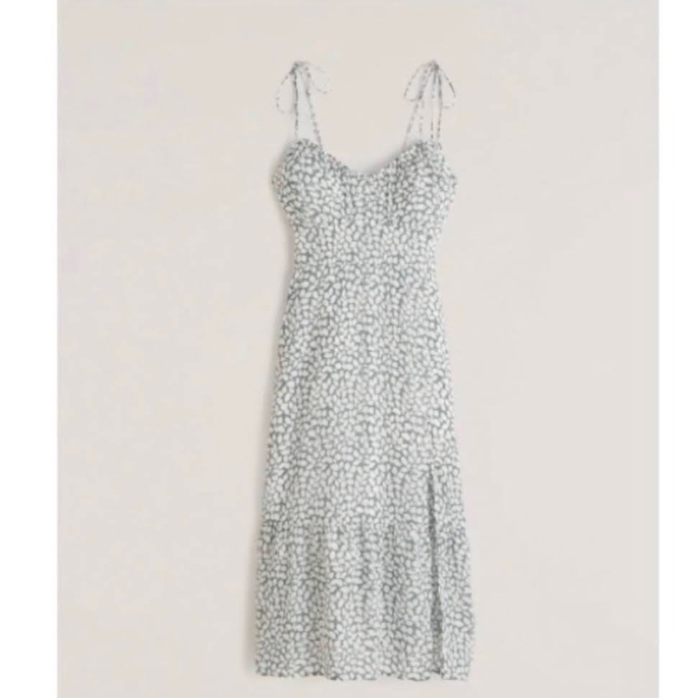 A&F Tie strap ruched midi dress